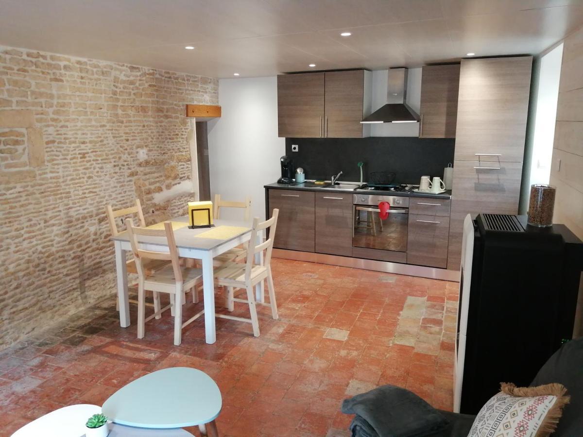 Charmante Petite Maison De La Cote Normande Курсёль-сюр-Мер Экстерьер фото